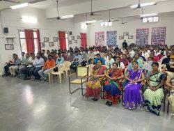 Guest-lecture-by-ch-kiran-kumar-on-it-pharma-careers-in-it-(3)