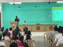 Guest-lecture-by-ch-kiran-kumar-on-it-pharma-careers-in-it-(7)
